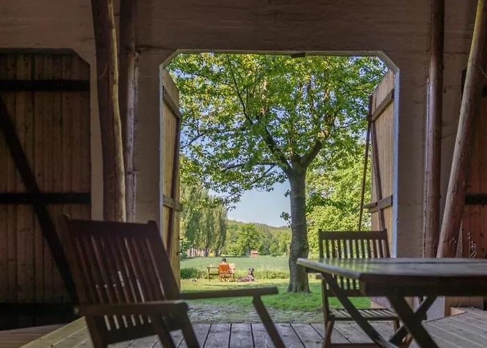 Tarnewitz In The Estate Barn Ferienhaus *